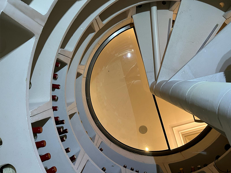 wine cellar well